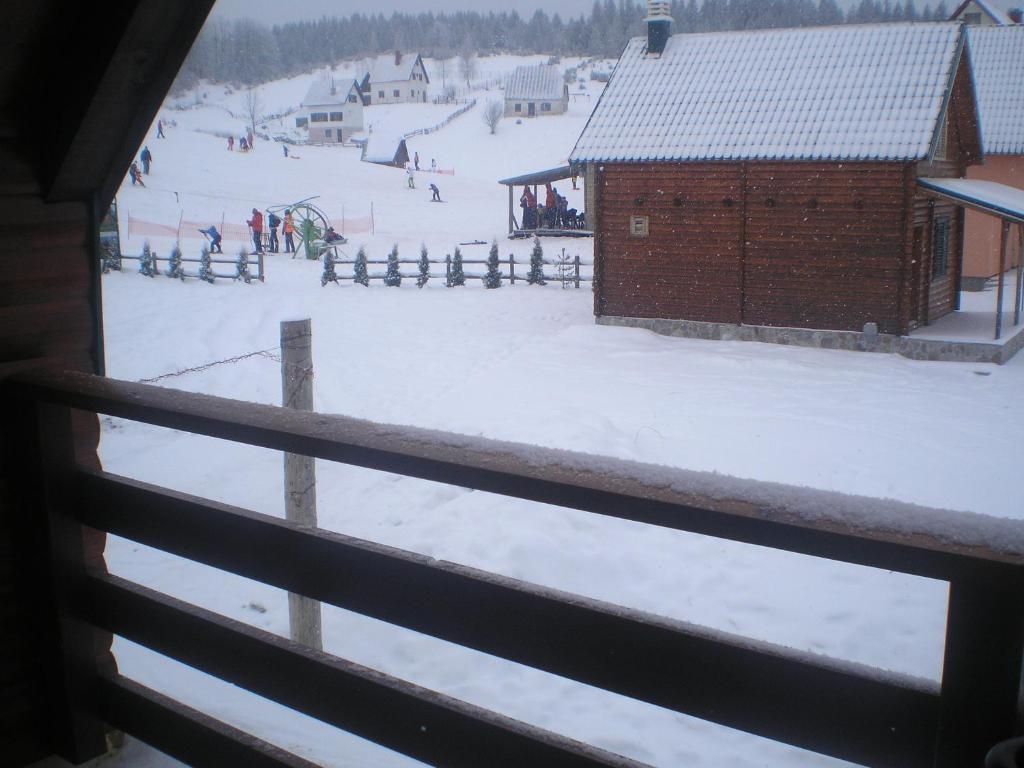 Family Apartments Zabljak  Room photo